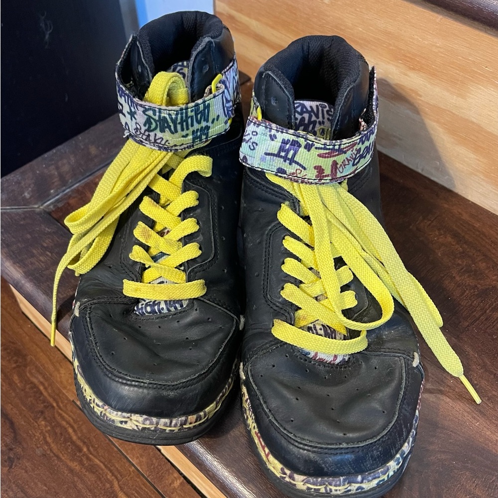 Omega Gravis Black Skate Shoes Circa 2006